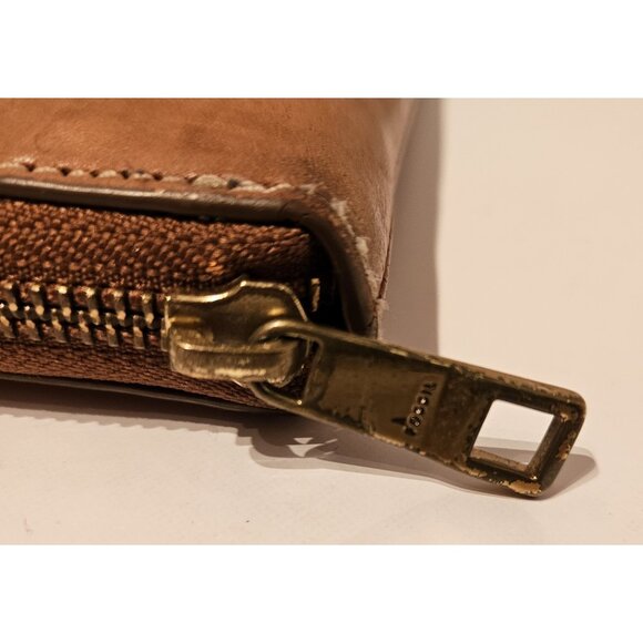 Fossil Cowhide Leather Sydney Zip Around Clutch Wallet 8x4 - Picture 6 of 16